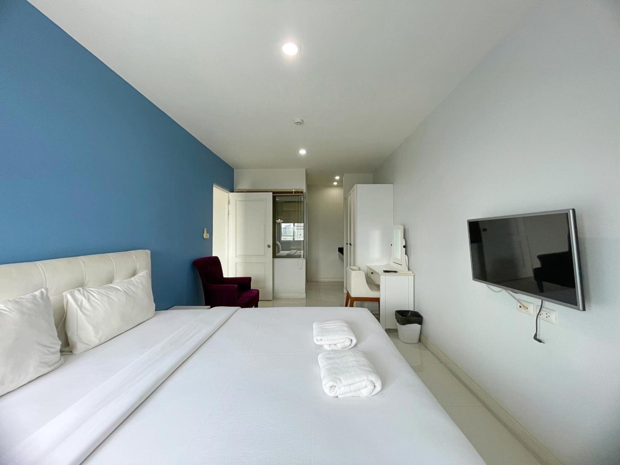 Hotel Baan Pattaya By Sabai Zewnętrze zdjęcie