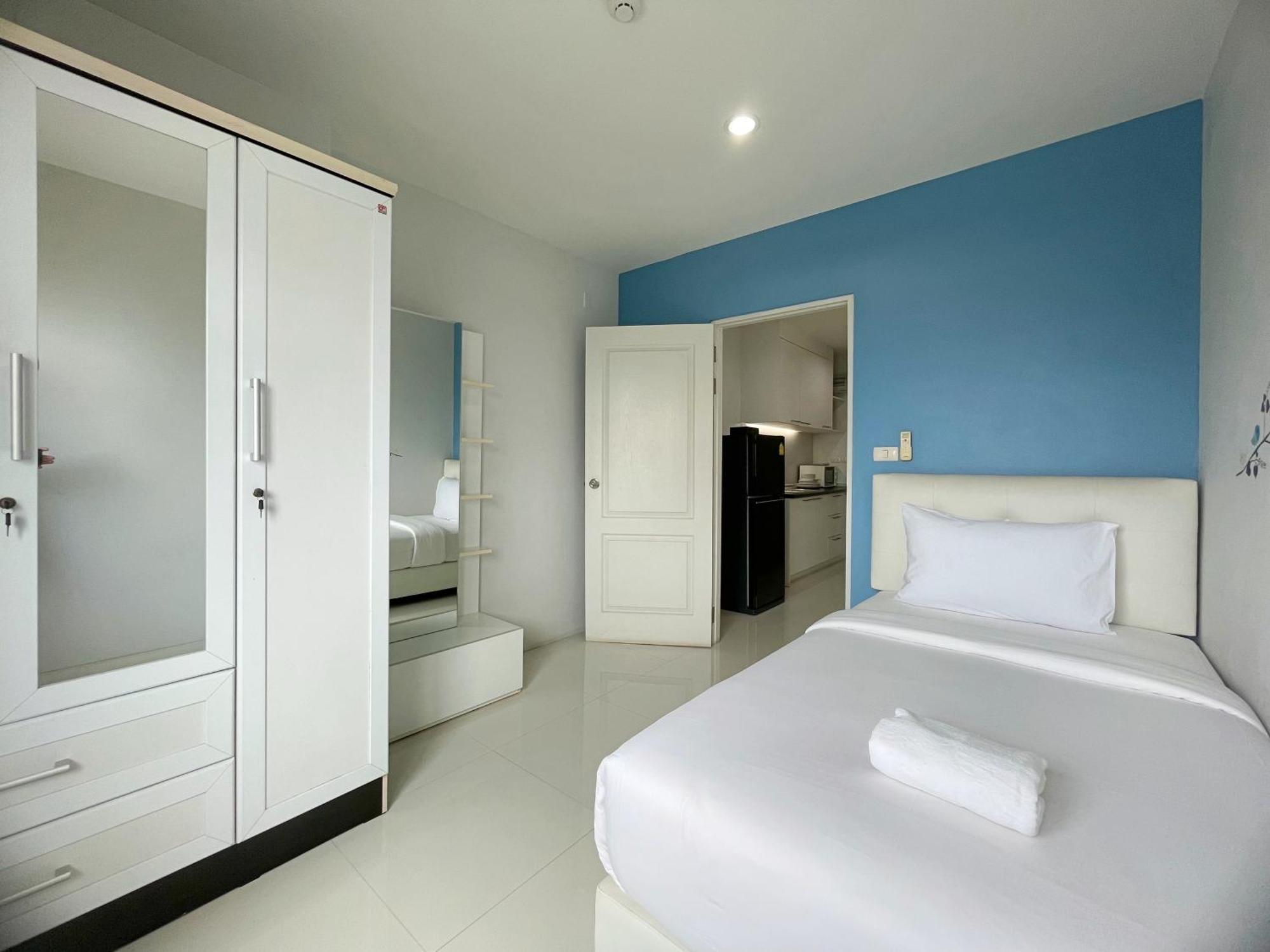 Hotel Baan Pattaya By Sabai Zewnętrze zdjęcie