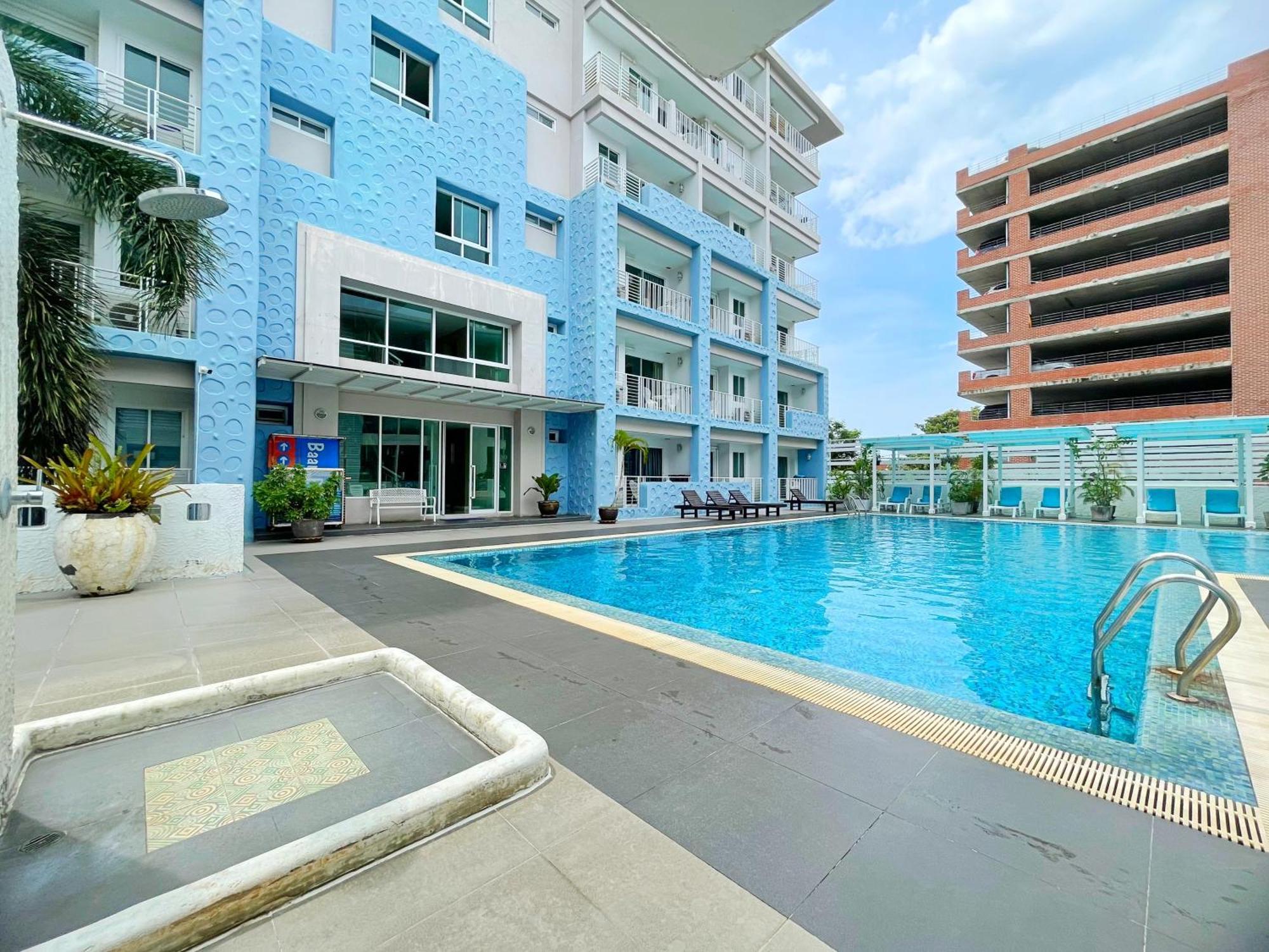 Hotel Baan Pattaya By Sabai Zewnętrze zdjęcie