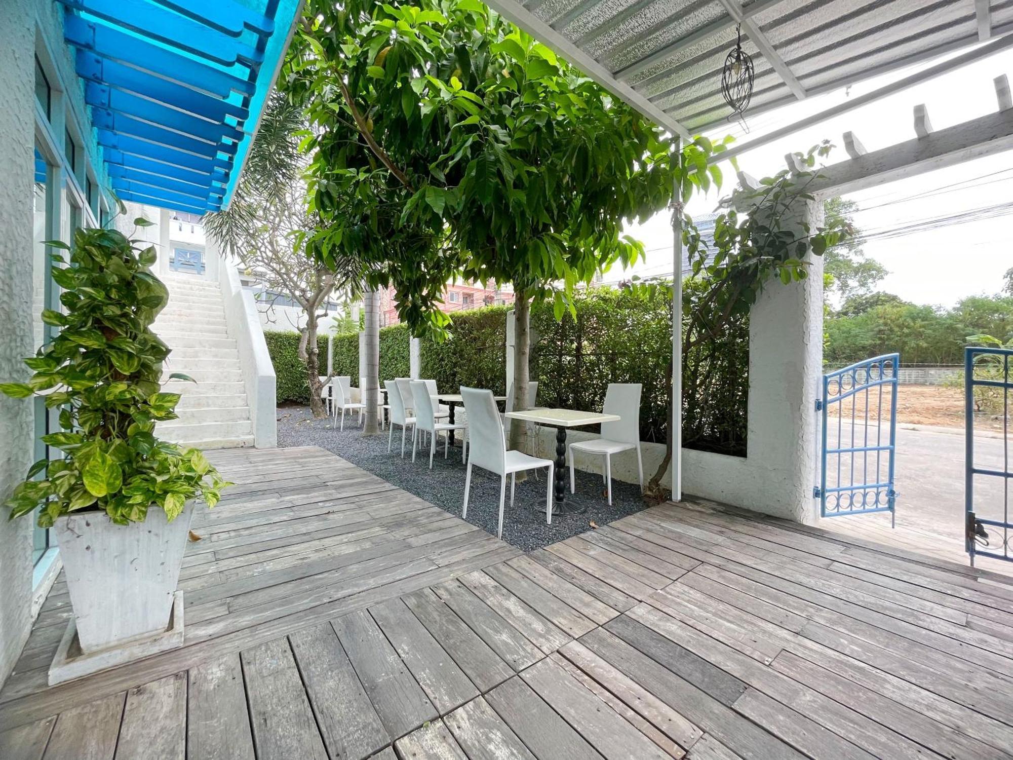 Hotel Baan Pattaya By Sabai Zewnętrze zdjęcie